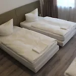 Hostel Slamba *