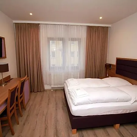 Hostel Slamba